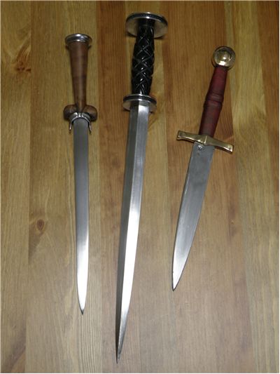 Picture Of Daggers